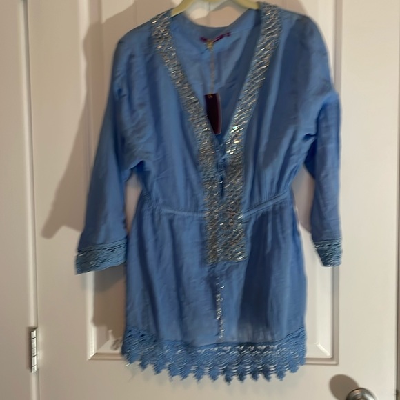 Blouse - Picture 1 of 2